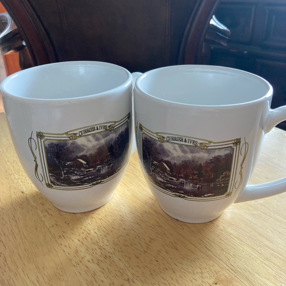 Pair of Currier & Ives Skating on the Pond mugs☕️ - Picture 4 of 6